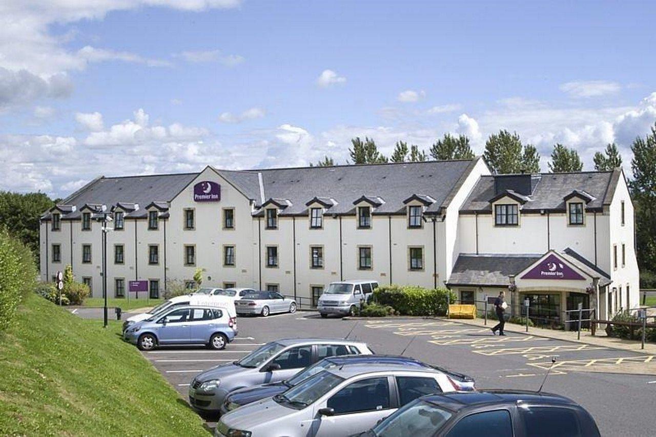 Premier Inn Glasgow Milngavie Esterno foto